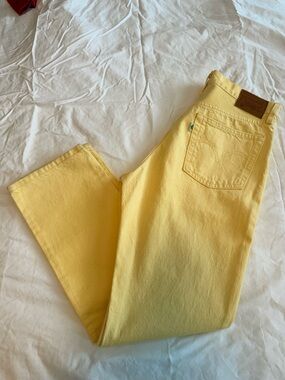 Levi's Yellow High-Waist Straight Jeans